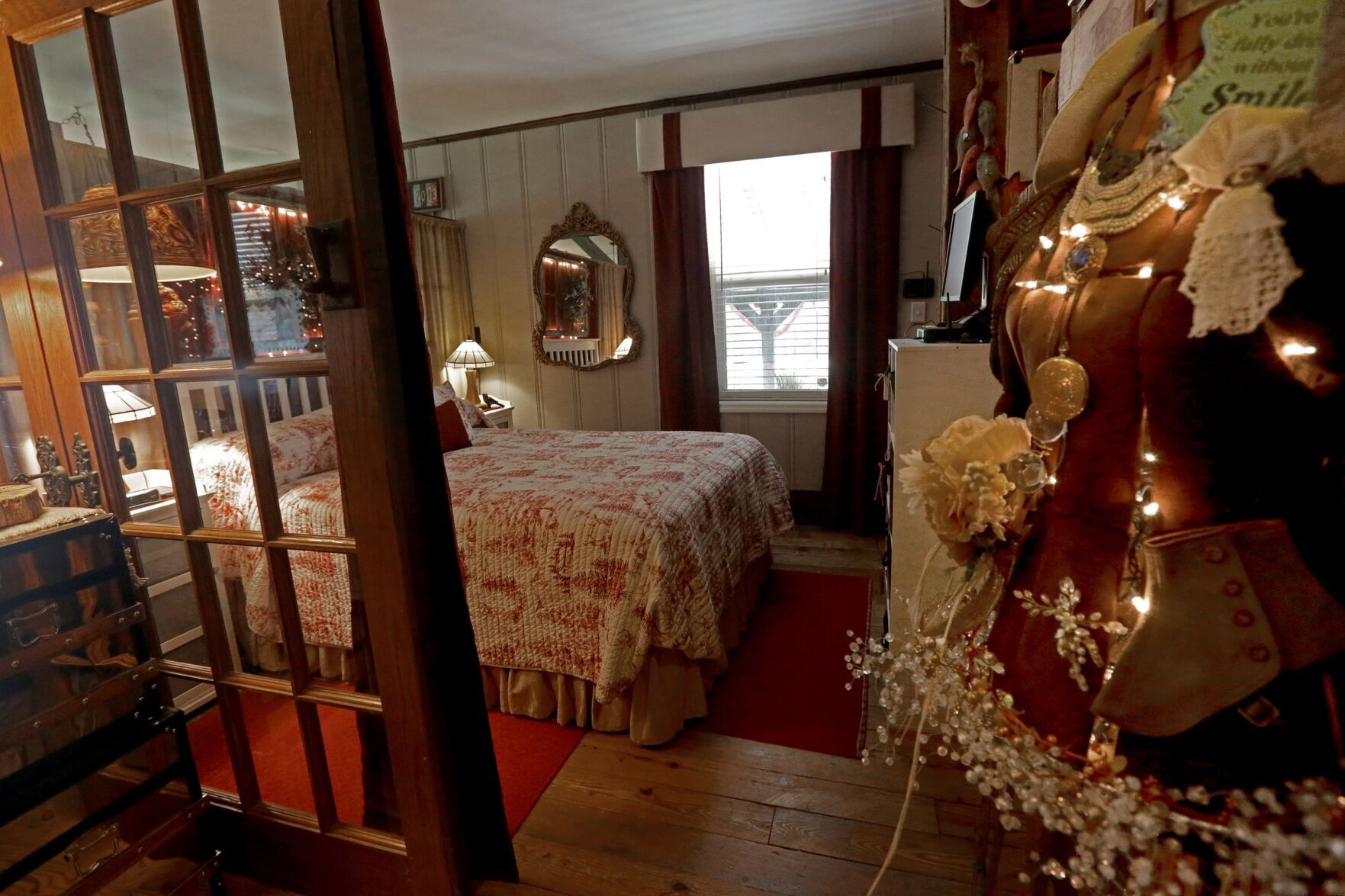 At Home with Allie and Jim Wright in Silex